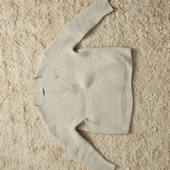 Aritzia Babaton Wool Sweater - Picture 3 of 5